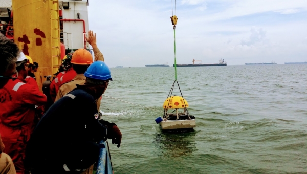 UTM OCEANOGRAPHIC BUOY